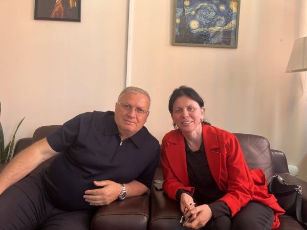 👍 My father suddenly fell seriously ill, and 18-year-old K77 resolutely left his hometown to go to Russia &% of the total salary to pay the surgery fee