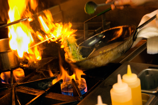 Is the smoke from hot-slurry water washing the most toxic? The worst thing about this action is that the utensils are not humans! Cleaning and reducing smoke from the Yang Zonghai Buddhism