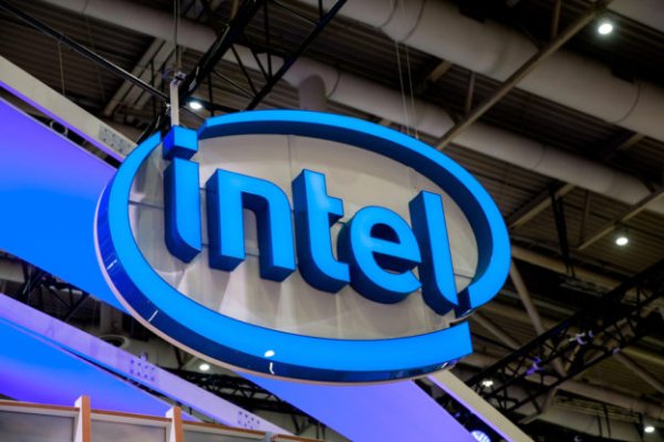 Intel is unable to pursue Taiwan and needs external support to Trump. Will customers force their customers to take action?