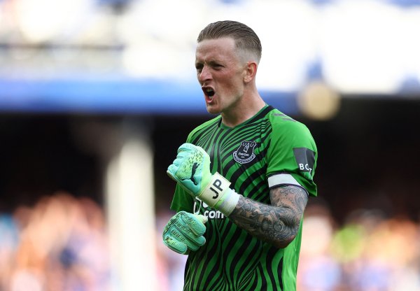 Pickford: Signing Glalish is important for Everton as a goalkeeper I am still in my year of playing