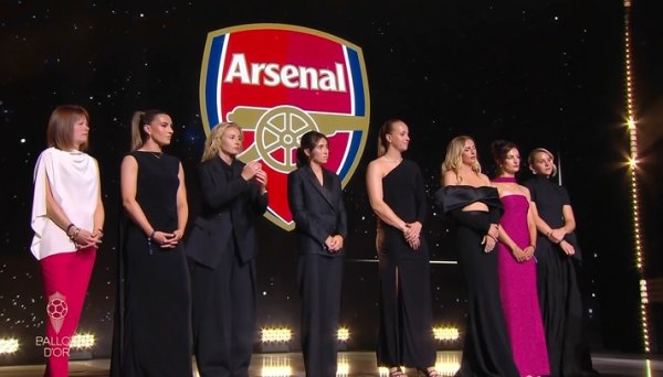 Win the Women s Champions League! Official: Arsenal Women s Football Club of the Year 2025