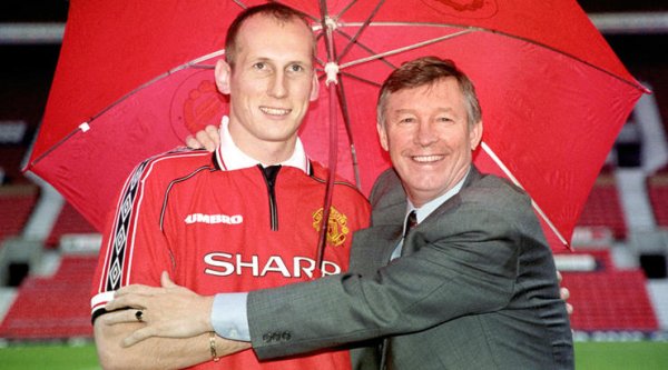 Stam: Liverpool, Arsenal, Manchester City and Manchester United enter the top four of the Premier League, Arsenal wins the championship