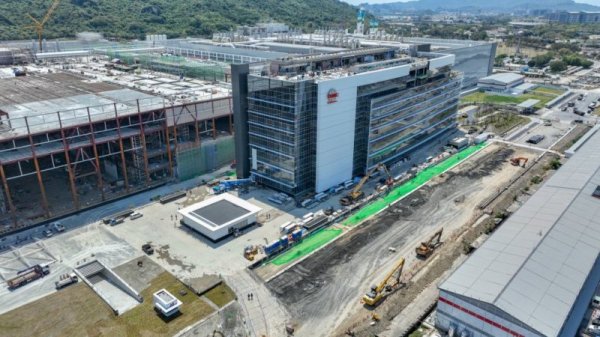 TSMC estimates fourth-quarter revenue to drop 1%, raises capital expenditures by US$40 billion to US$42 billion