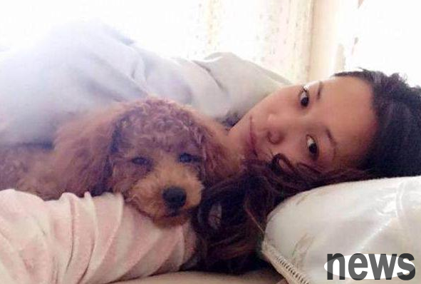 A woman ate and slept with a teddy dog. Three months later, she had unbearable stomach pain. After the examination, the woman cried in embarrassment.