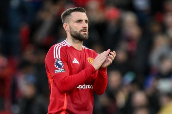 Old Premier League player: Manchester United needs to upgrade its left back in the future. Luke Shaw no longer has the same athleticism as before.