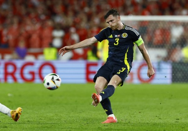 Tears! Robertson talks about qualifying: All I can think about is Jota, he must be smiling at me